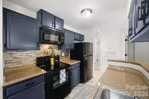 8157 Cedar Glen Dr, Charlotte, NC 28212 - Photo 13