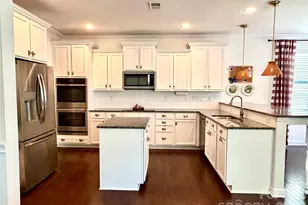 16523 Landen Forest Ln, Davidson, NC 28036 - Photo 5