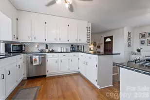 5000 Forest Ridge Dr, Hickory, NC 28602 - Photo 13