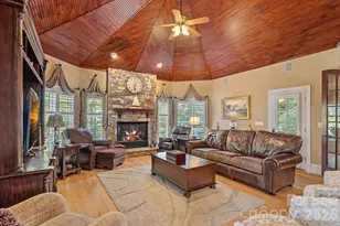 18350 Invergordon Ln, Cornelius, NC 28031 - Photo 9