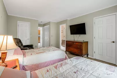 636 Goldview Drive, Hendersonville, NC 28791 - Photo 23