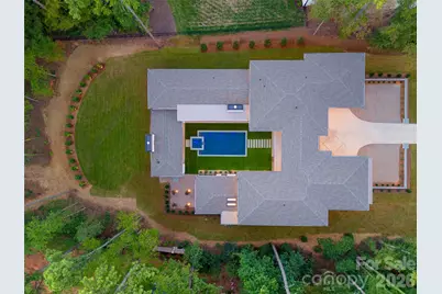 2019 Pellyn Wood Drive, Charlotte, NC 28226 - Photo 3