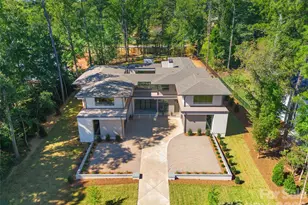 2019 Pellyn Wood Dr, Charlotte, NC 28226 - Photo 47