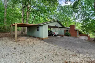 386 Broad St, Denton, NC 27239 - Photo 3