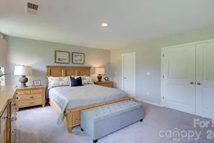 220 Hyder Rdg Rd, Asheville, NC 28804 - Photo 15