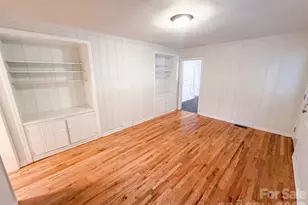 7400 Monroe Rd, Charlotte, NC 28212 - Photo 11