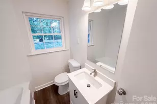 7400 Monroe Rd, Charlotte, NC 28212 - Photo 15