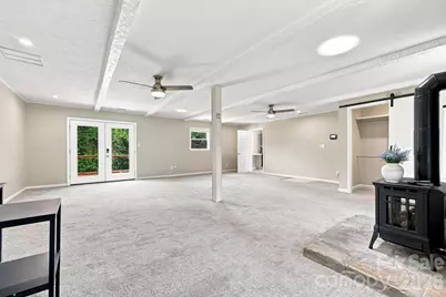 364 Pace Road, Hendersonville, NC 28792 - Photo 9