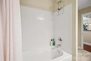 300 W 5th St, Charlotte, NC 28202 - Photo 17