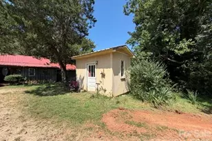 3205 Oran Yount Ln, Granite Falls, NC 28630 - Photo 11