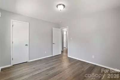 7100 Covecreek Drive, Charlotte, NC 28215 - Photo 21