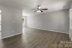 7100 Cove Creek Dr, Charlotte, NC 28215 - Photo 3