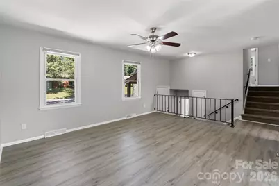 7100 Covecreek Drive, Charlotte, NC 28215 - Photo 5