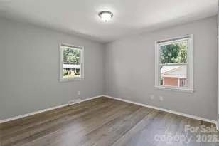 7100 Cove Creek Dr, Charlotte, NC 28215 - Photo 19