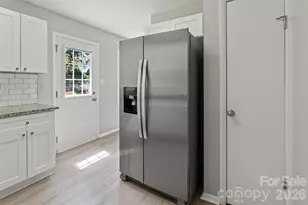 7100 Cove Creek Dr, Charlotte, NC 28215 - Photo 11