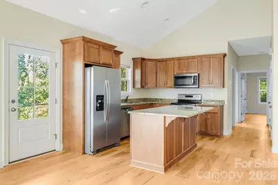 171 Rambling Trail, Hendersonville, NC 28739 - Photo 9
