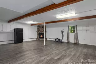 921 Indian Hill Rd, Hendersonville, NC 28791 - Photo 19