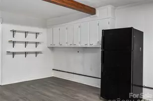 921 Indian Hill Rd, Hendersonville, NC 28791 - Photo 21