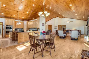 20 Stony Crest Dr, Spruce Pine, NC 28777 - Photo 11