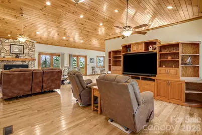 20 Stony Crest Drive, Spruce Pine, NC 28777 - Photo 3