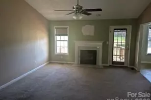 1379 Old Whiteville Rd, Lumberton, NC 28358 - Photo 3
