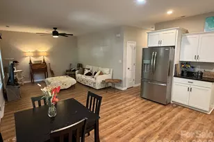 204 E Poplar St, Stanley, NC 28164 - Photo 7