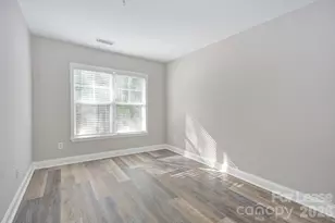 210 S Cedar St, Charlotte, NC 28202 - Photo 25