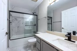 210 S Cedar St, Charlotte, NC 28202 - Photo 23