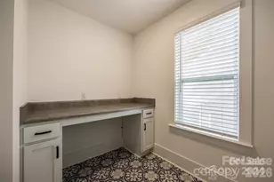 1241 Eastway Dr, Charlotte, NC 28205 - Photo 15