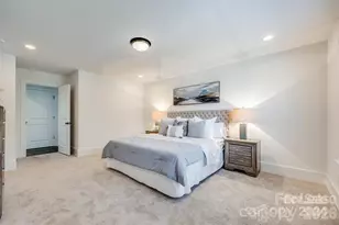1241 Eastway Dr, Charlotte, NC 28205 - Photo 9