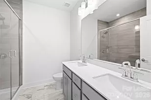 [Address not provided], Charlotte, NC 28205 - Photo 11