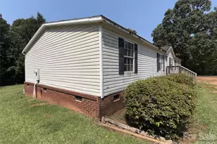 4021 Craig Rd, Sharon, SC 29742 - Photo 3