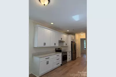17234 Georgian Hall Drive, Charlotte, NC 28277 - Photo 7