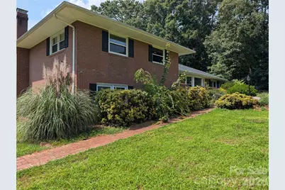 220 Augusta Drive, Statesville, NC 28625 - Photo 3