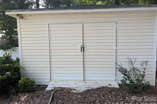 220 Augusta Dr, Statesville, NC 28625 - Photo 35