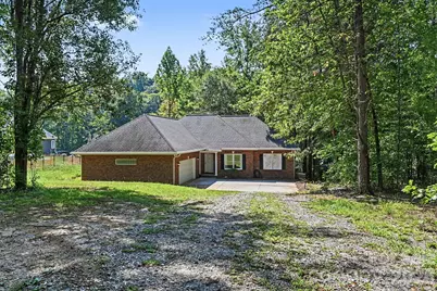8271 Long Island Road, Catawba, NC 28609 - Photo 3