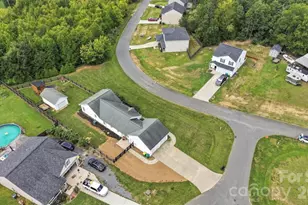708 Paint Cir, Oakboro, NC 28129 - Photo 41