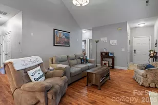13502 Glencreek Ln, Huntersville, NC 28078 - Photo 7