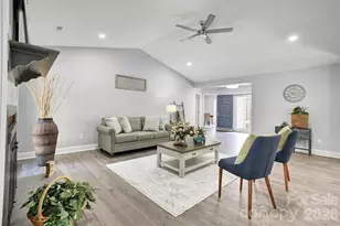 201 Sandymead Rd, Matthews, NC 28105 - Photo 7