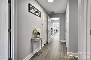 201 Sandymead Rd, Matthews, NC 28105 - Photo 19