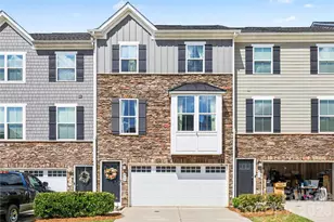 409 Lahinch Dr, Tega Cay, SC 29708 - Photo 1