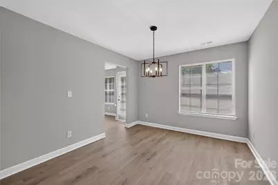 634 Longacre Drive, Charlotte, NC 28214 - Photo 7