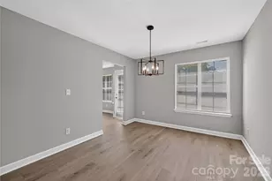634 Longacre Dr, Charlotte, NC 28214 - Photo 7