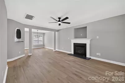 634 Longacre Drive, Charlotte, NC 28214 - Photo 3