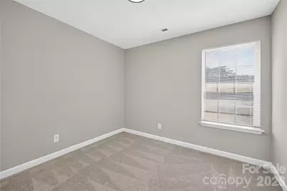 634 Longacre Drive, Charlotte, NC 28214 - Photo 23