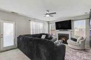 5616 Linda Vista Ln, Charlotte, NC 28216 - Photo 9