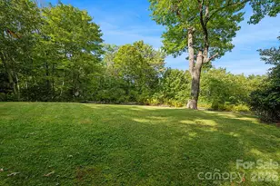 299 Sugar Vista Ln, Newland, NC 28657 - Photo 9