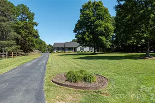 187 Sunfish Dr, Mooresville, NC 28117 - Photo 35