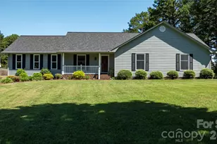 187 Sunfish Dr, Mooresville, NC 28117 - Photo 3