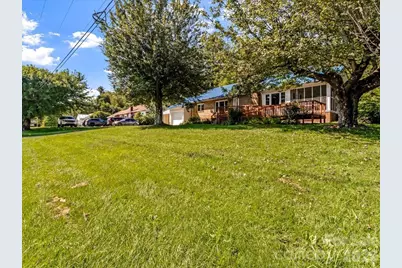 422 Altapass Highway, Spruce Pine, NC 28777 - Photo 7